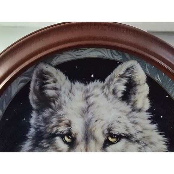Vintage 1995 Bradford Exchange Mystic Spirit “Arctic Nights” Wolf Plate Framed - Picture 5 of 16